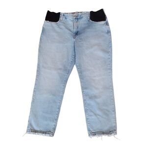 Good American Light Blue Jeans with Black Accents